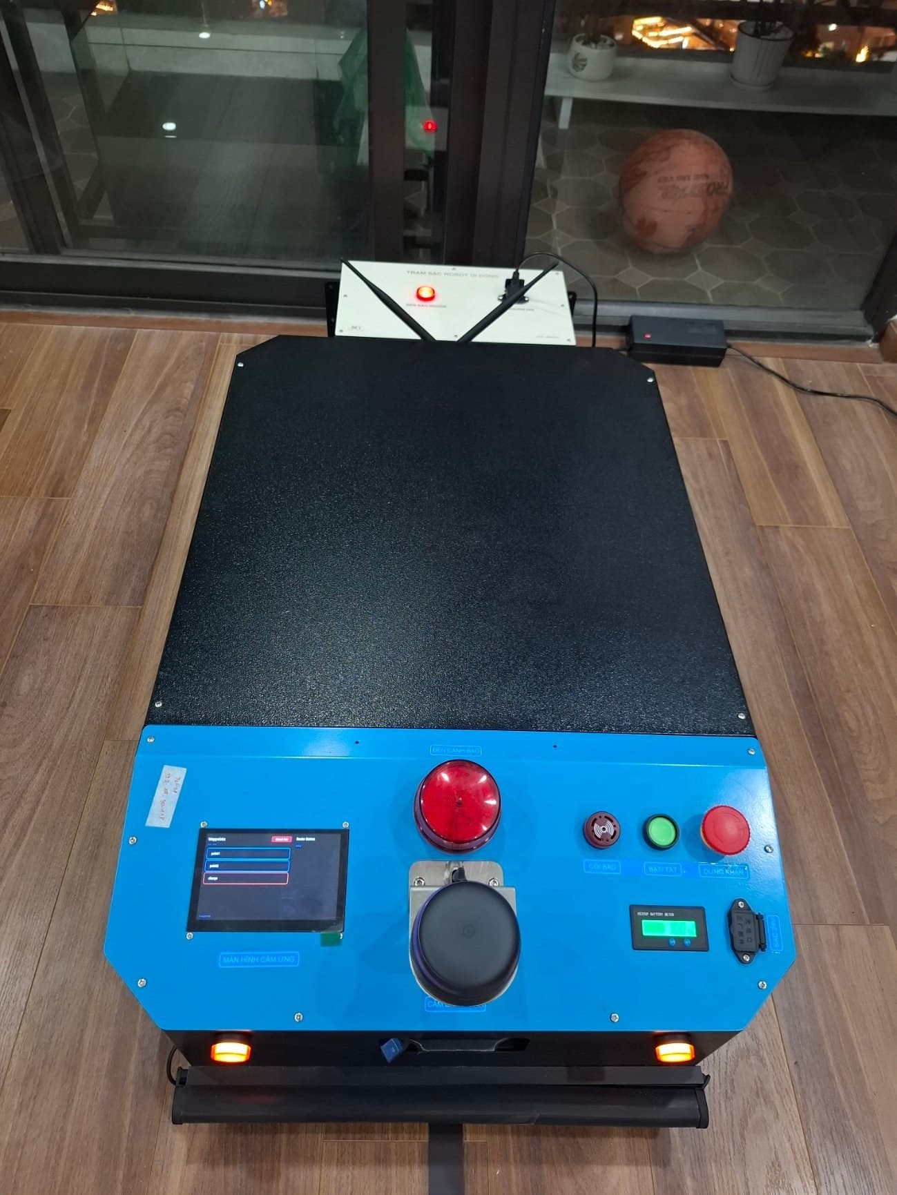 Atlas A2 — Robot tự hành trong nhà trên Jetson Orin Nano